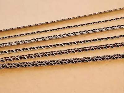 ماكينة أوتوماتيكية للقص بالقوالب والتجعيد (التشكيل) على طاولة مسطحة (700 طن)